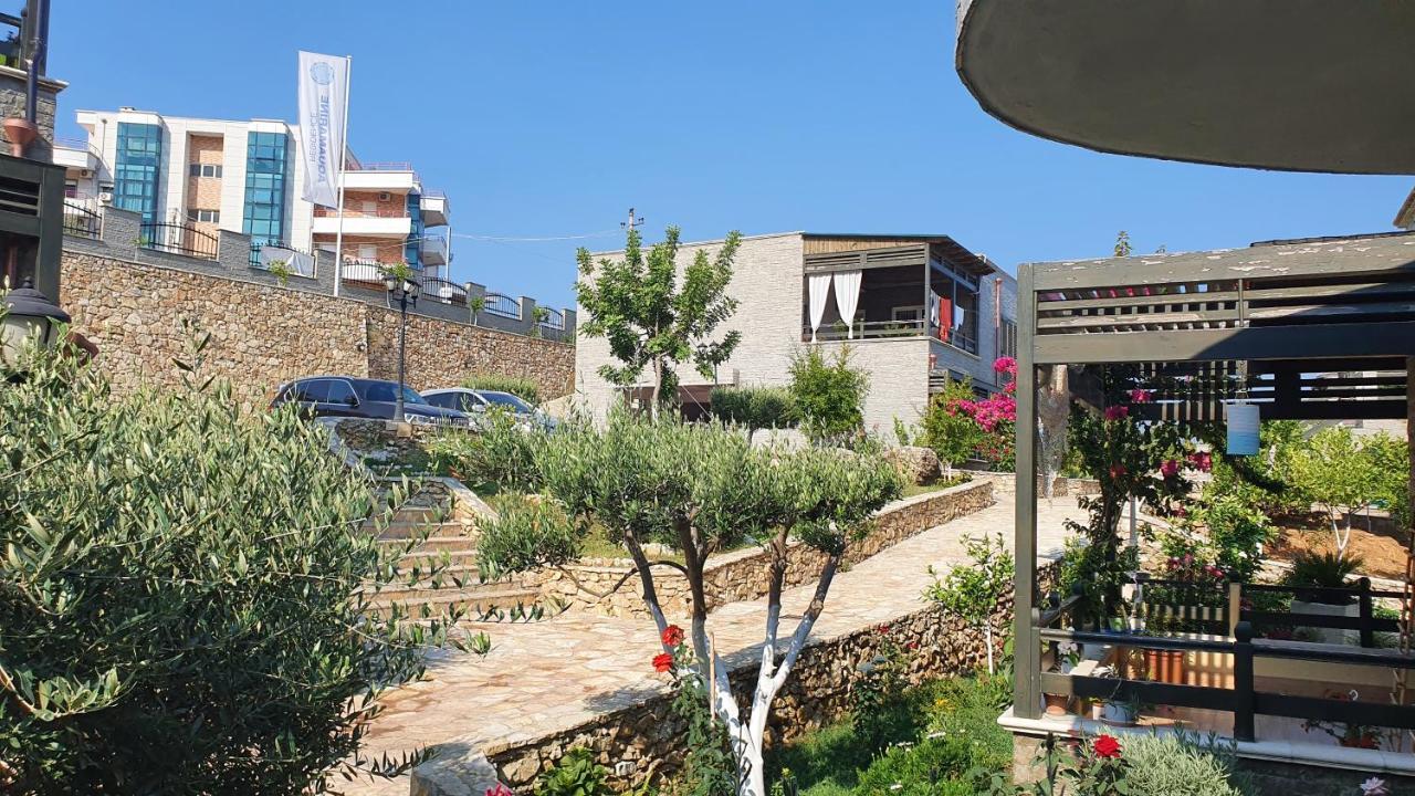 Sunset House Apartment Vlore Bagian luar foto