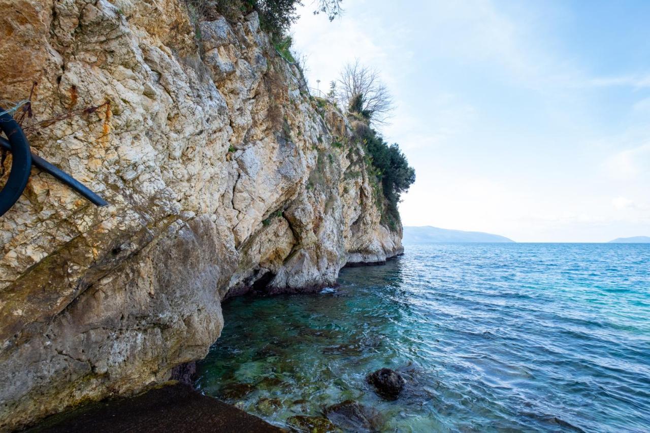 Sunset House Apartment Vlore Bagian luar foto