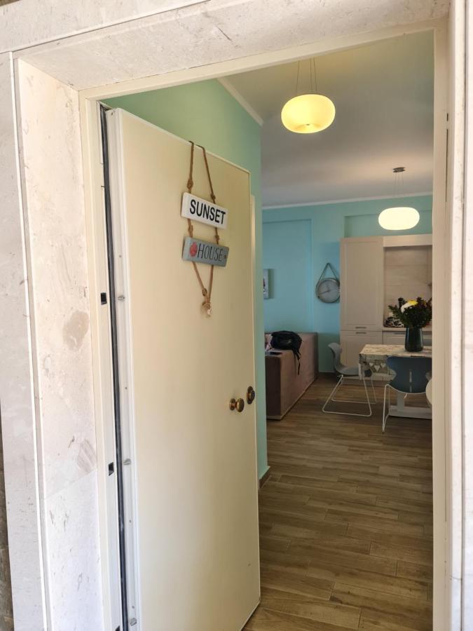 Sunset House Apartment Vlore Bagian luar foto